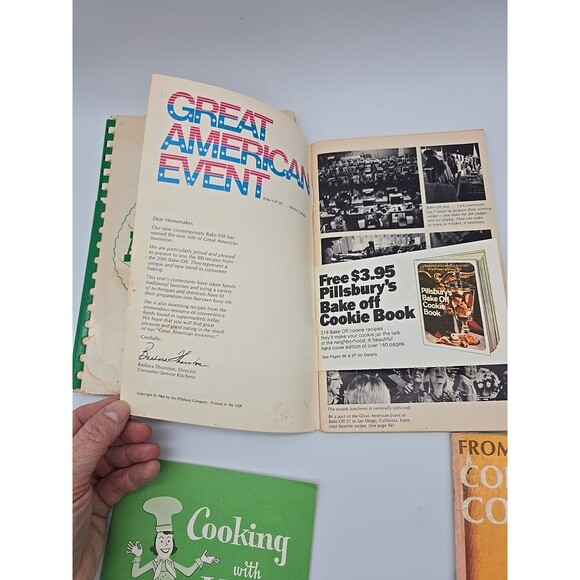 Vintage Cookbook Lot of 4 Books Pillsbury, Aspen, Kraut - Picture 5 of 7